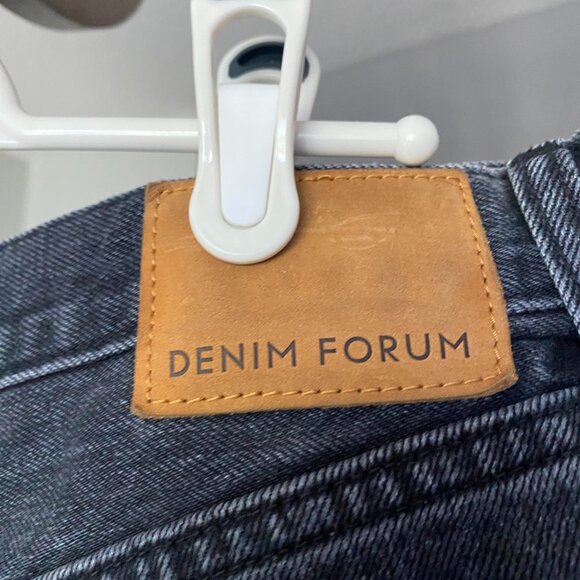 ARITZIA DENIM FORUM Washed Black The Ex Boyfriend Denim Shorts Size 27 - Picture 6 of 7